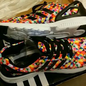 BRAND NEW (original box w’ inlay) ZX Flux Multicol